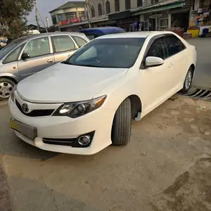 Toyota Camry, 2014