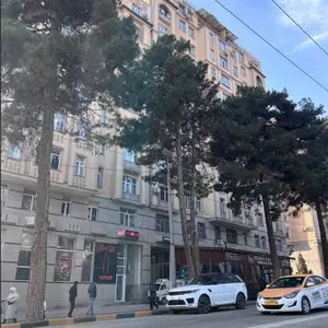 2-комн. квартира, 3 этаж, 68м², Донишгохи аграри