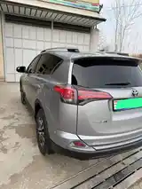 Toyota RAV 4, 2018-6