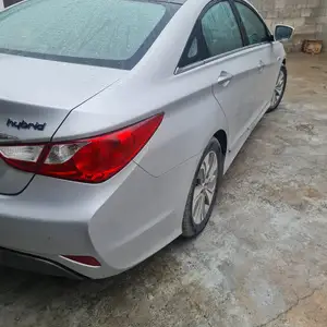 Hyundai Sonata, 2014