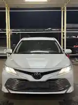 Toyota Camry, 2019-4