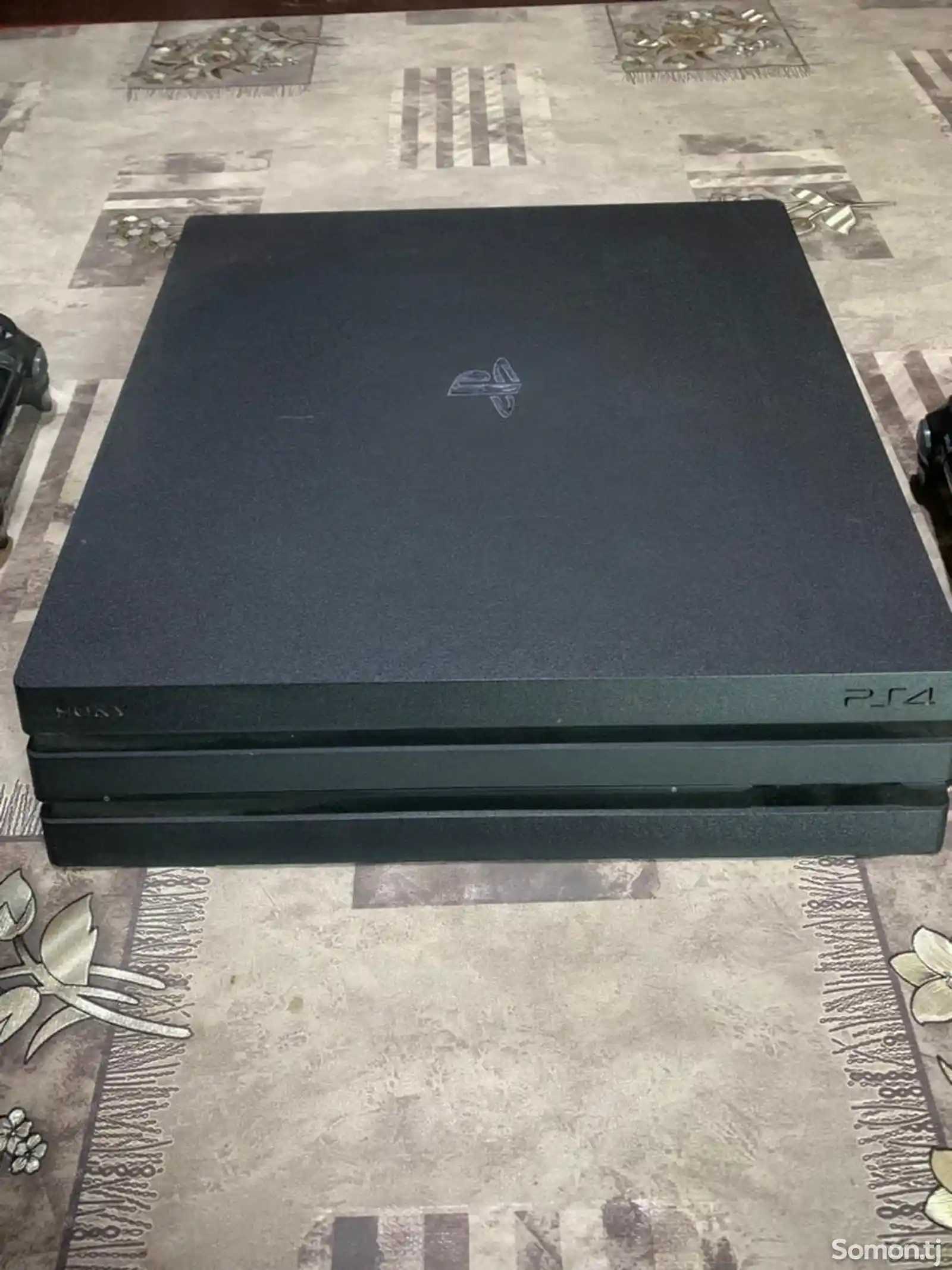 Игровая приставка Sony PlayStation 4 pro-2