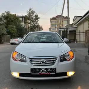 Hyundai Avante, 2010