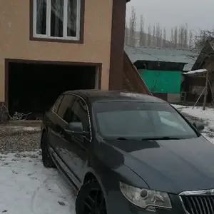 Skoda Superb, 2009