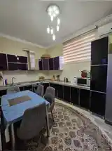 2-комн. квартира, 11 этаж, 81м², Хиёбони. Рудаки́ 15-9