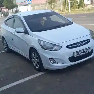 Hyundai Solaris, 2013