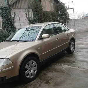 Volkswagen Passat, 2002