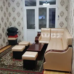 3-комн. квартира, 2 этаж, 70м², 12 мкр