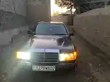 Mercedes-Benz W124, 1989-2