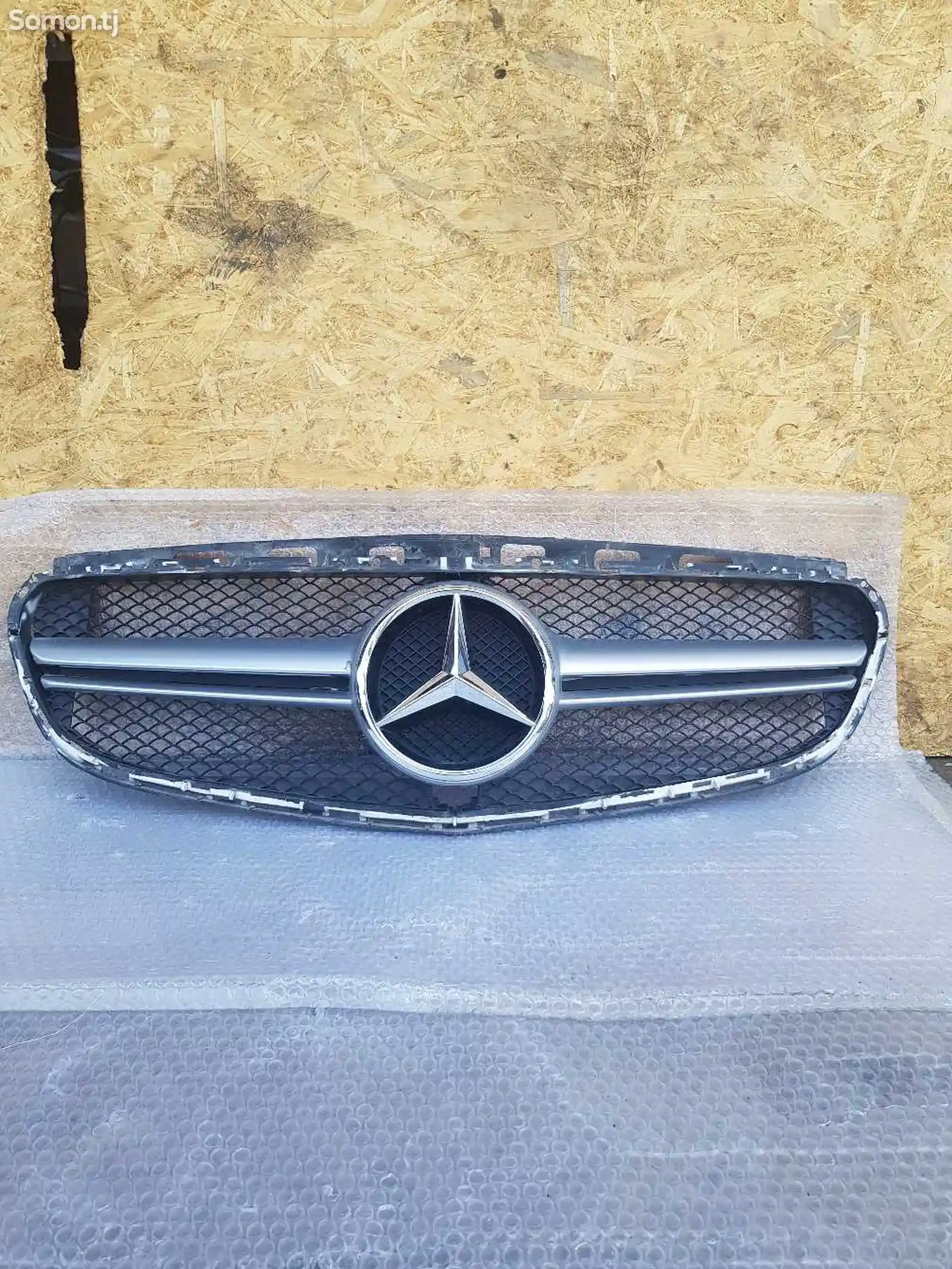 Облицовка от Mercedes w212 E class-3
