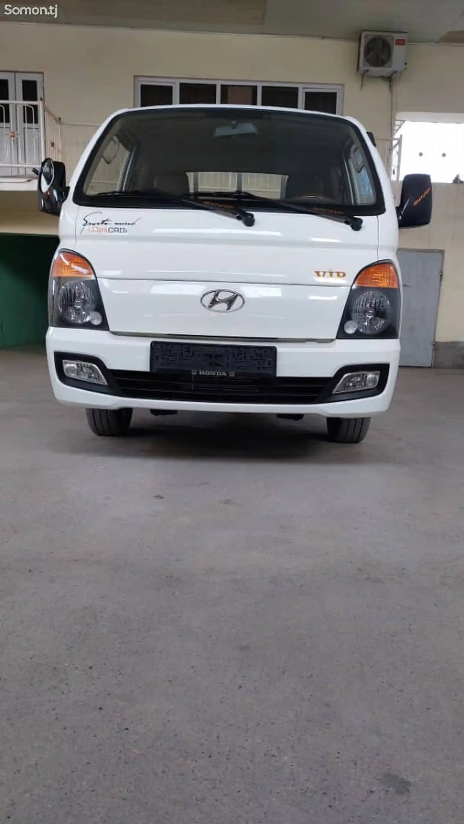 Бортовой автомобиль Hyundai Porter 2, 2016-4
