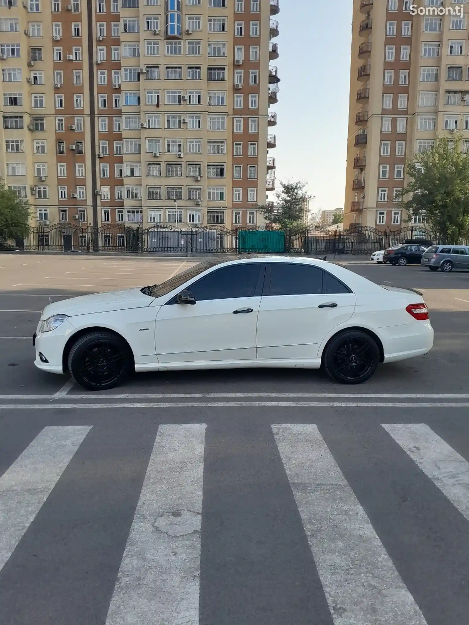 Mercedes-Benz E class, 2010-3