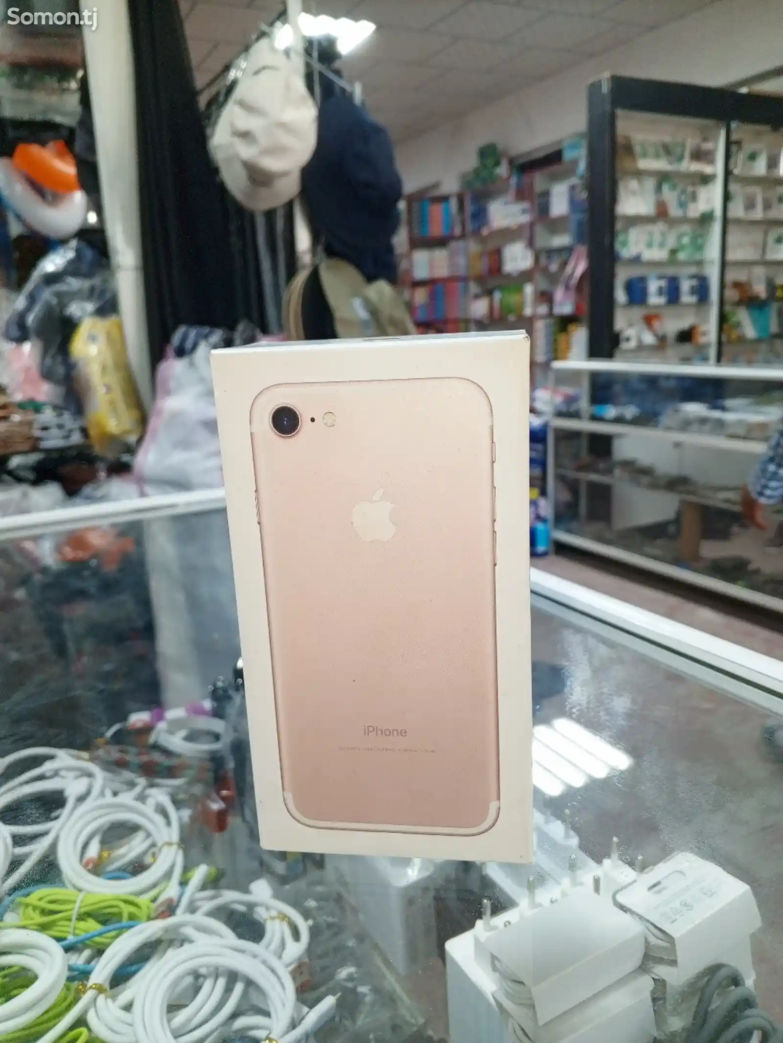 Apple iPhone 7, 32 gb-1