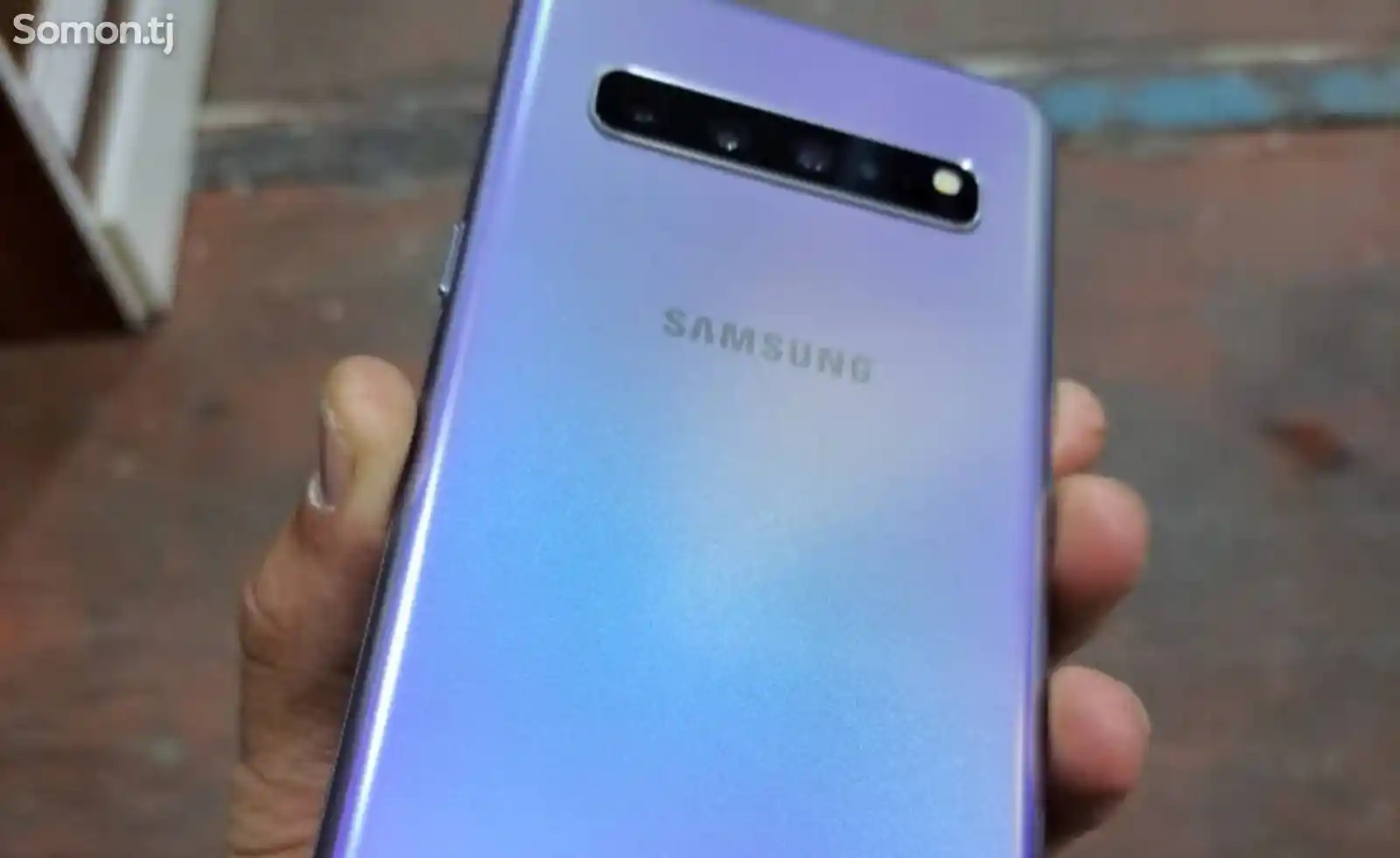 Samsung Galaxy S10+-4