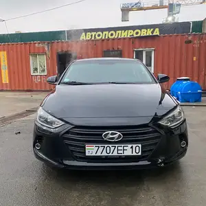 Hyundai Elantra, 2017