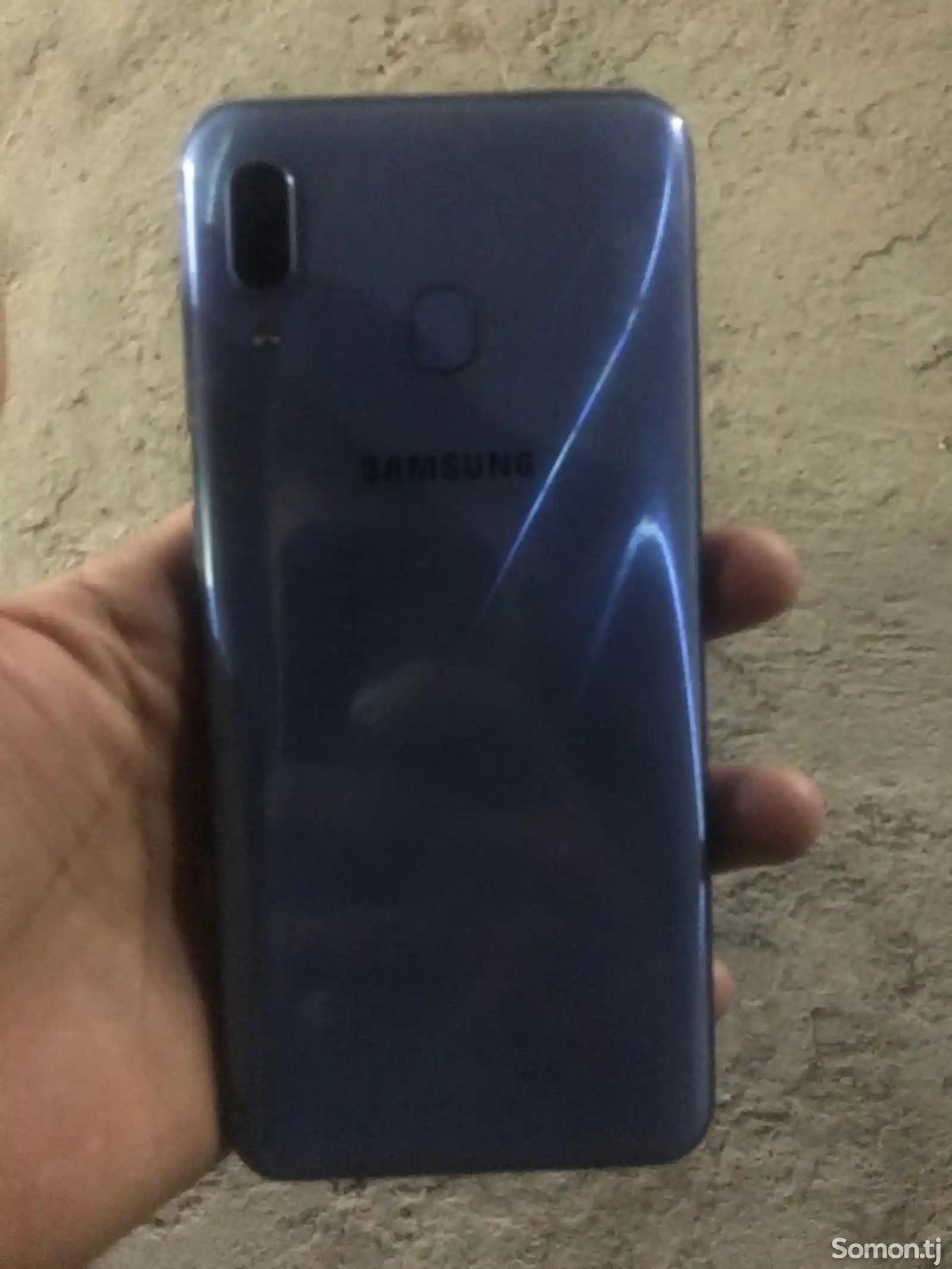 Samsung Galaxy A30-1