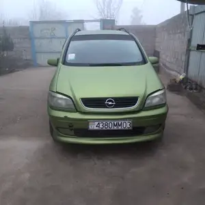 Opel Zafira, 2000