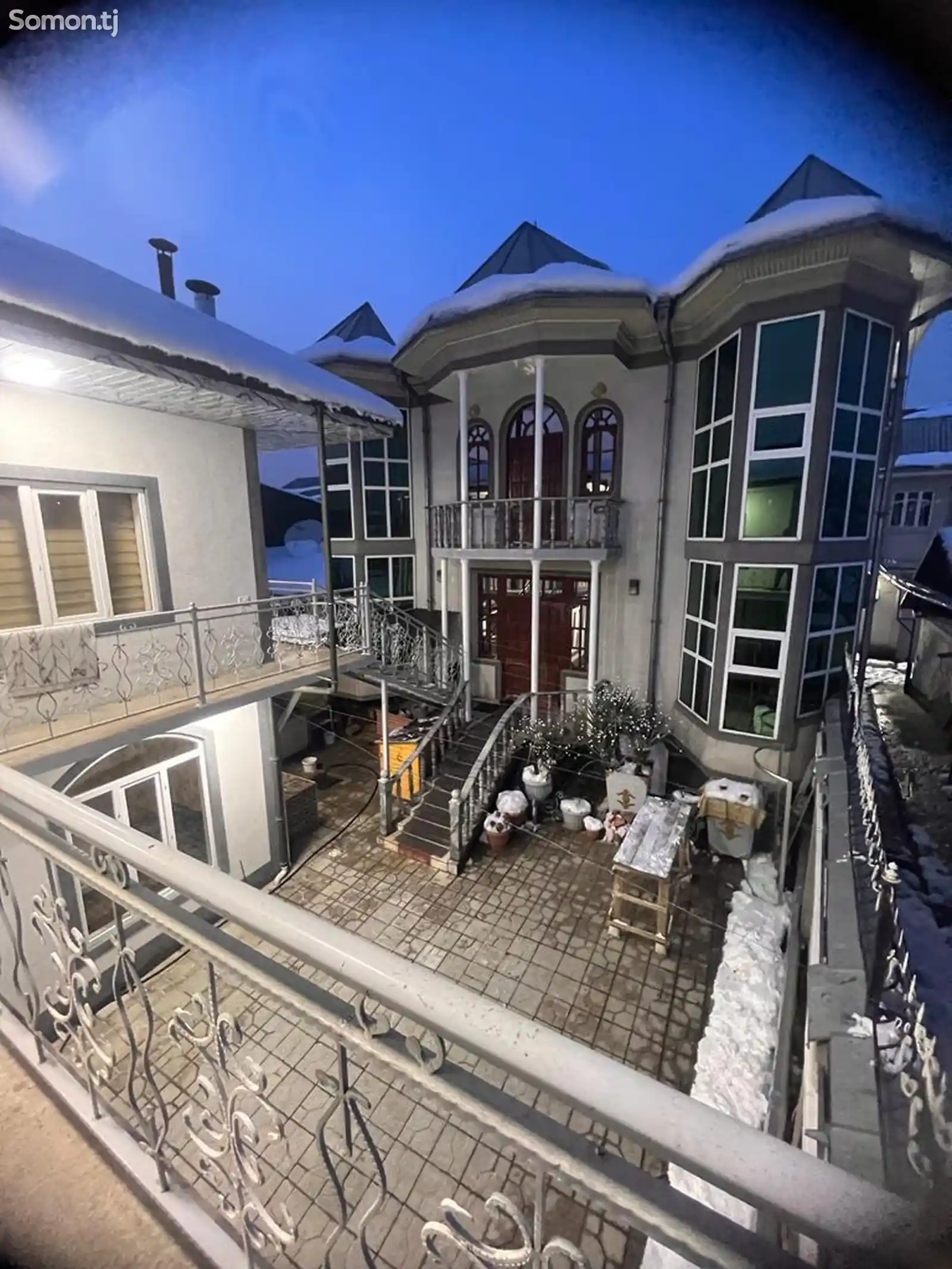 2-этажный, 9 комнатный дом, 400 м² м², ул. Рудаки, Ресторан Бурак-3