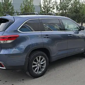 Toyota Highlander, 2018