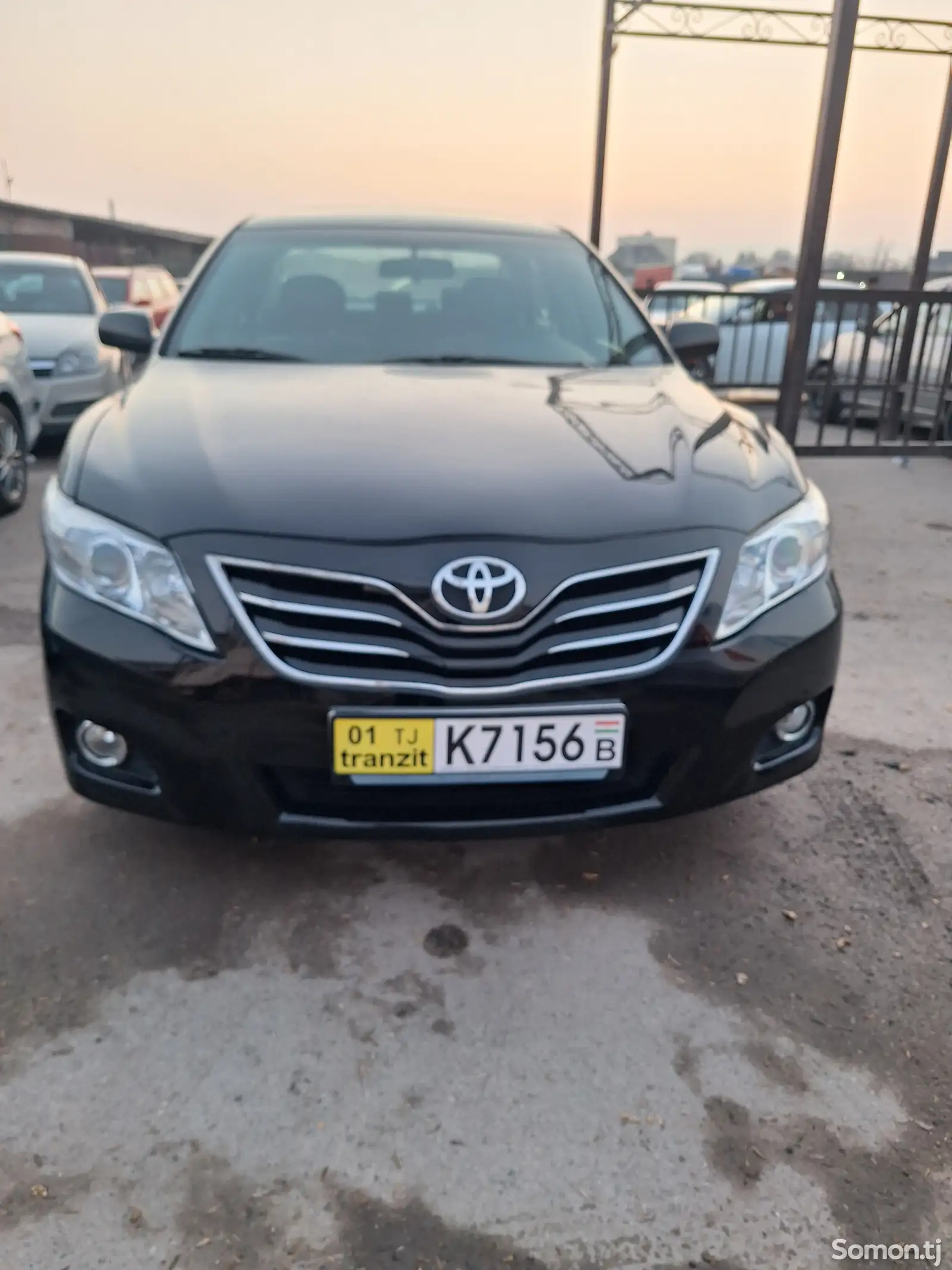 Toyota Camry, 2010-1