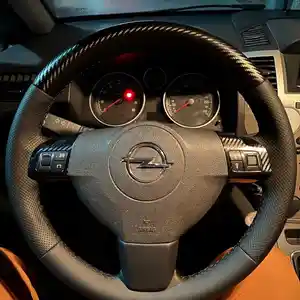 Руль от Opel Zafira B