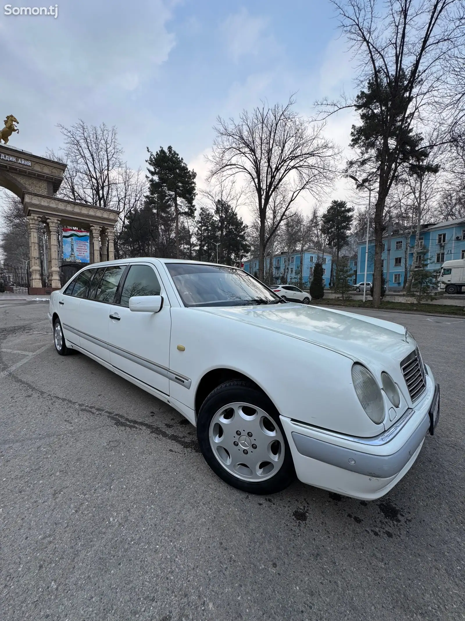 Mercedes-Benz E class, 2000-1