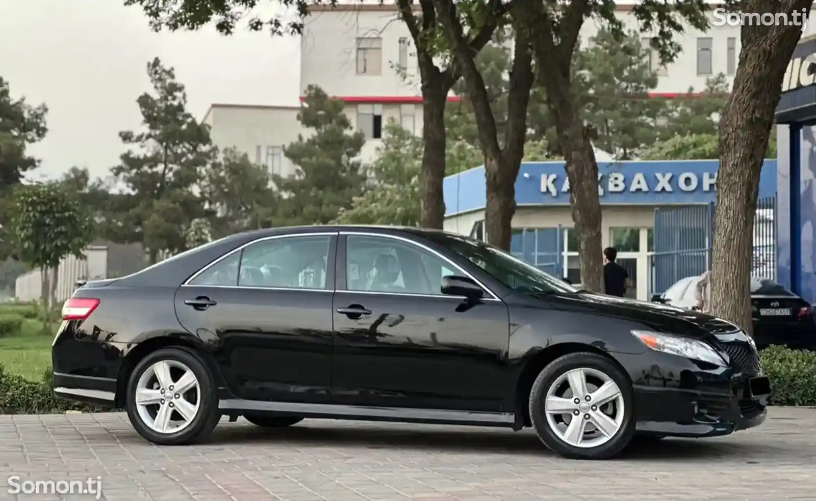 Toyota Camry, 2010-1