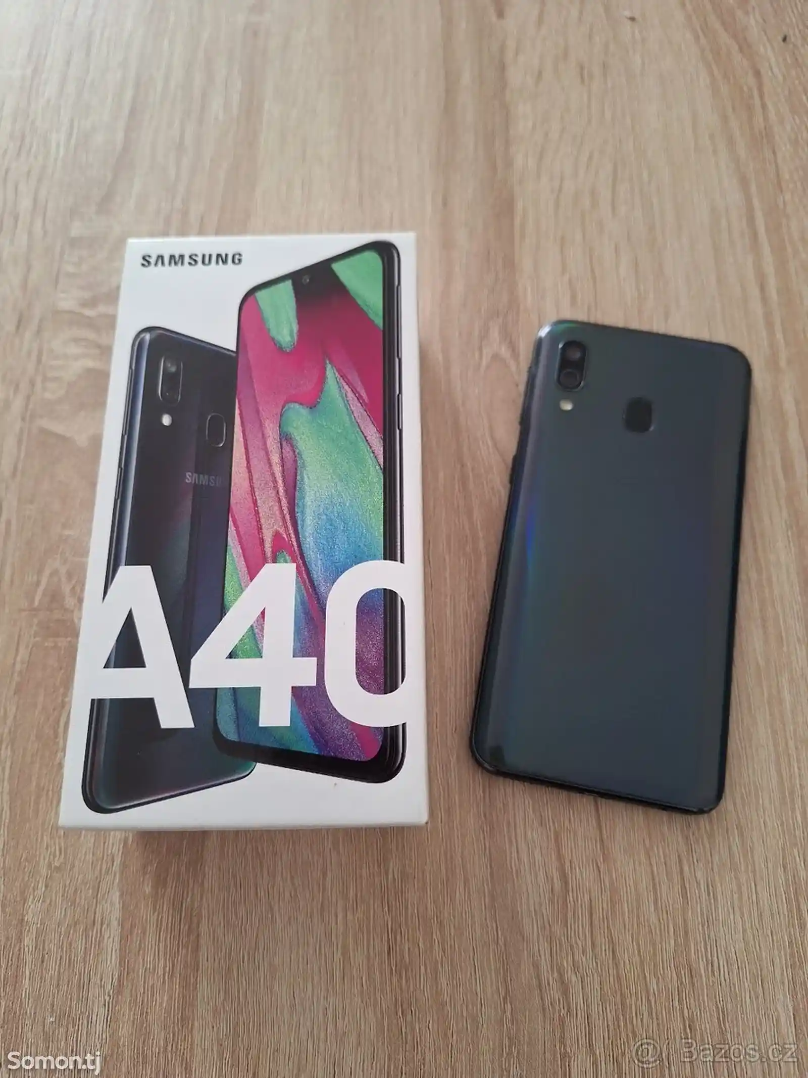 Samsung Galaxy A40 64Gb-2