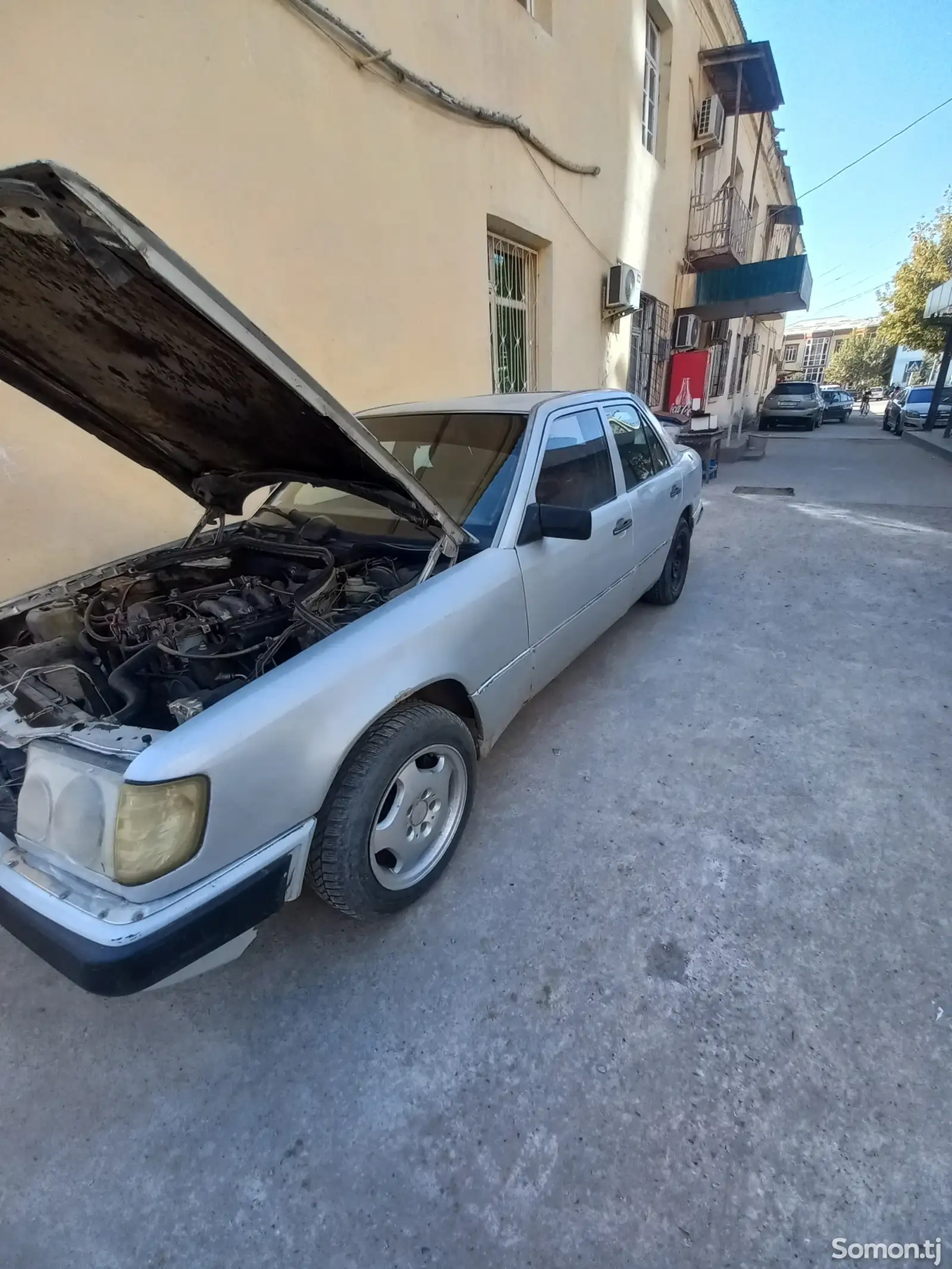 Mercedes-Benz W124, 1991-1