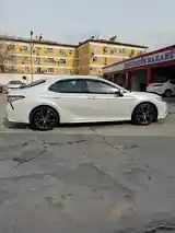 Toyota Camry, 2018-5