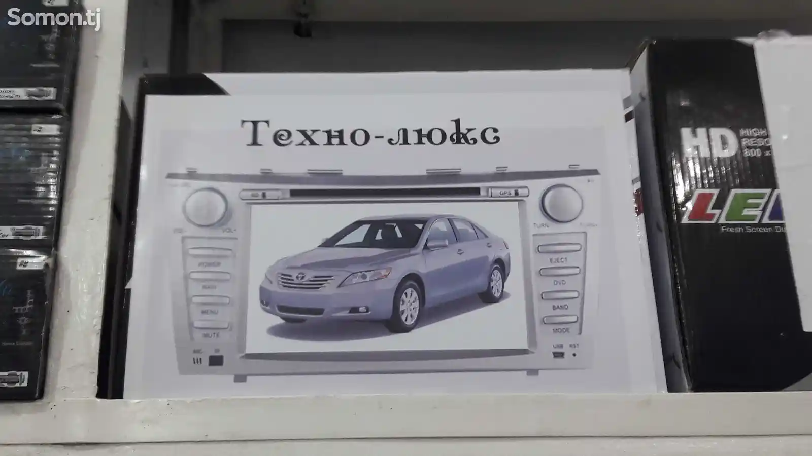 Мультимедийная панель от Toyota Camry-2