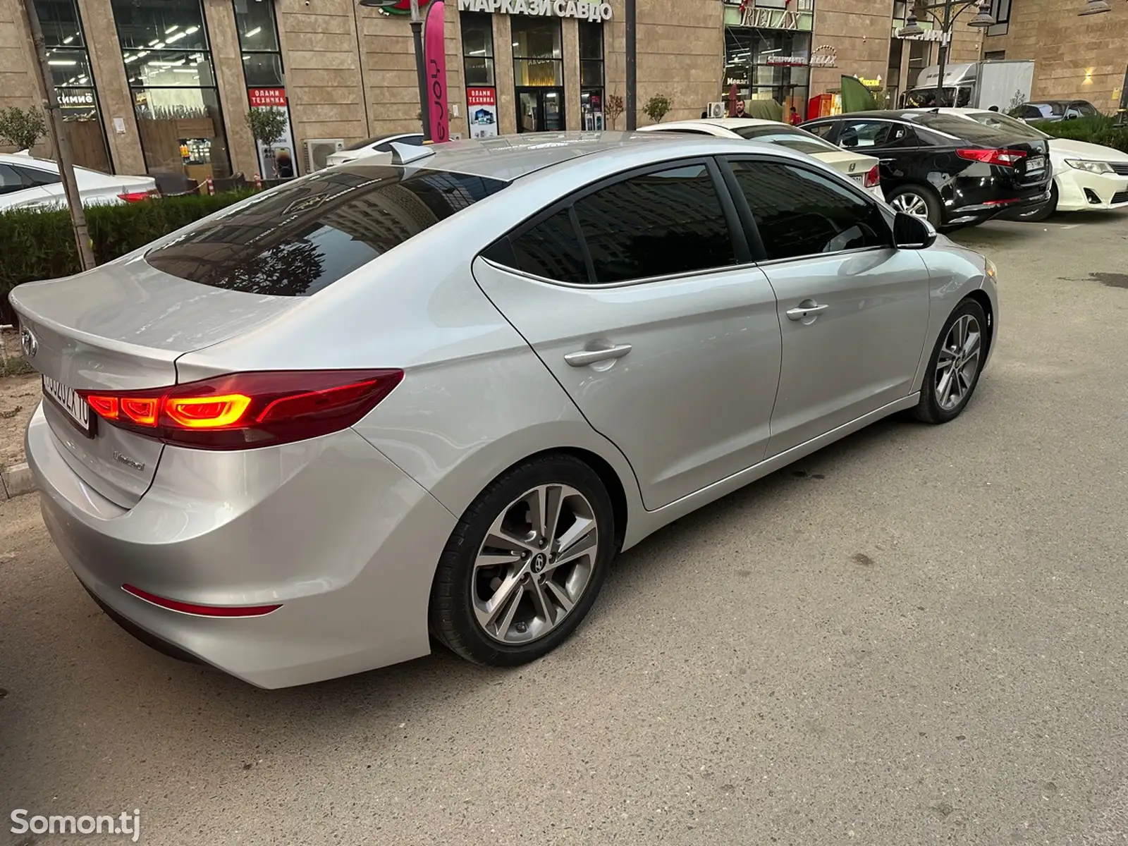 Hyundai Elantra, 2018-9