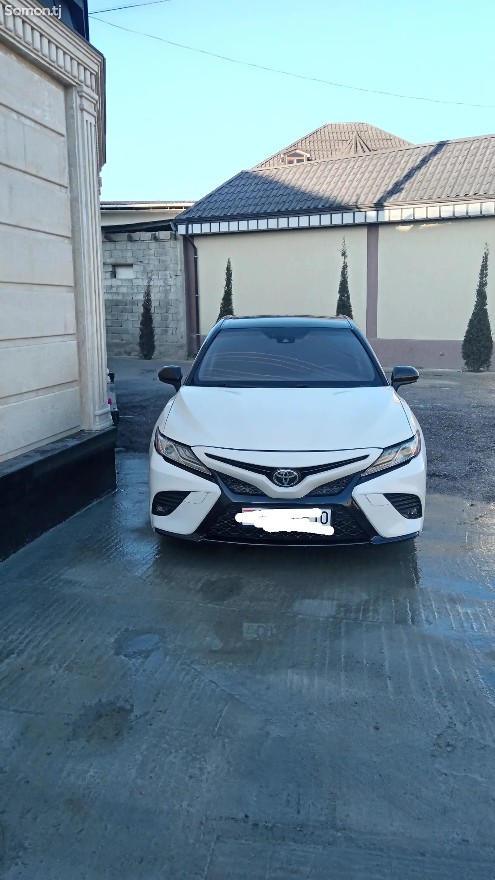 Toyota Camry, 2018-1