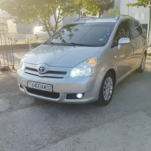 Toyota Verso, 2006