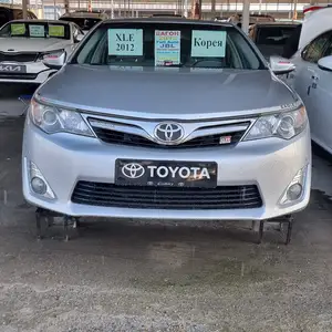 Toyota Camry, 2012