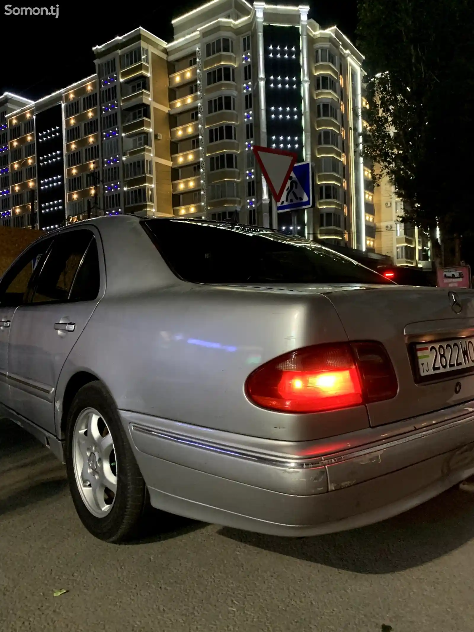 Mercedes-Benz E class, 2001-5