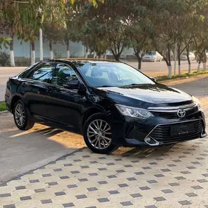 Toyota Camry, 2016