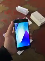 Samsung Galaxy A3 2017-5