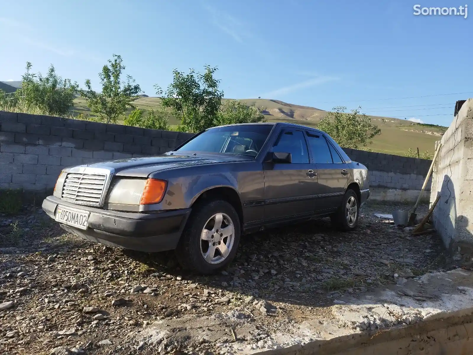 Mercedes-Benz W124, 1988-2