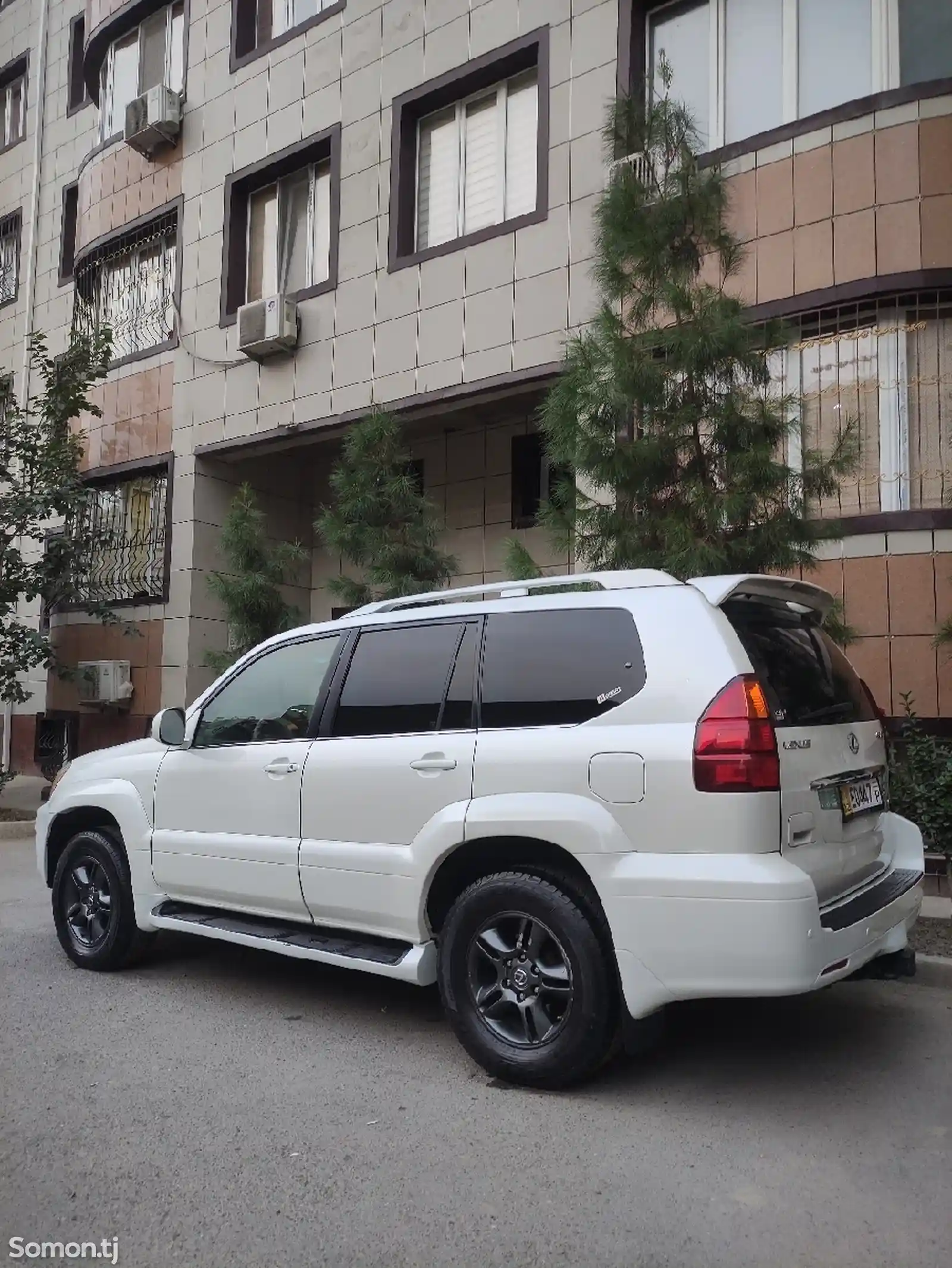 Lexus GX series, 2006-10