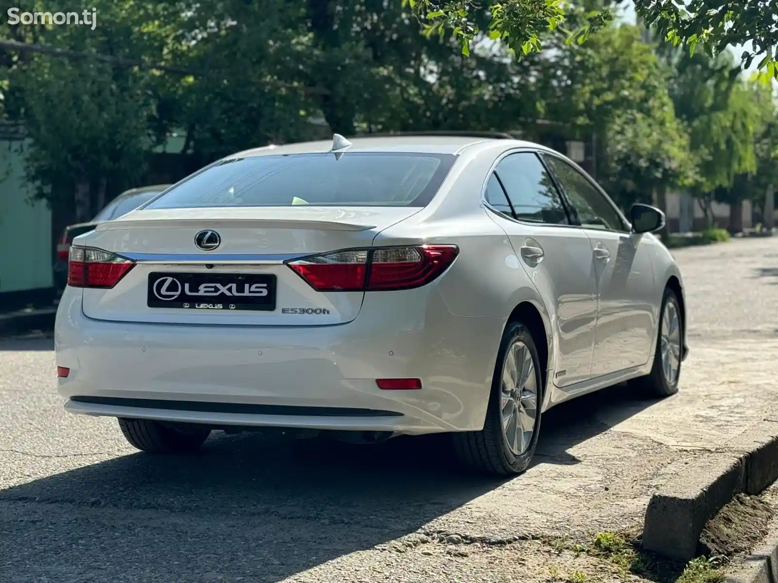 Lexus ES series, 2015-5