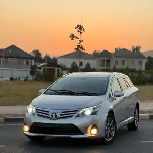 Toyota Avensis, 2014