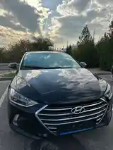 Hyundai Elantra, 2018-4