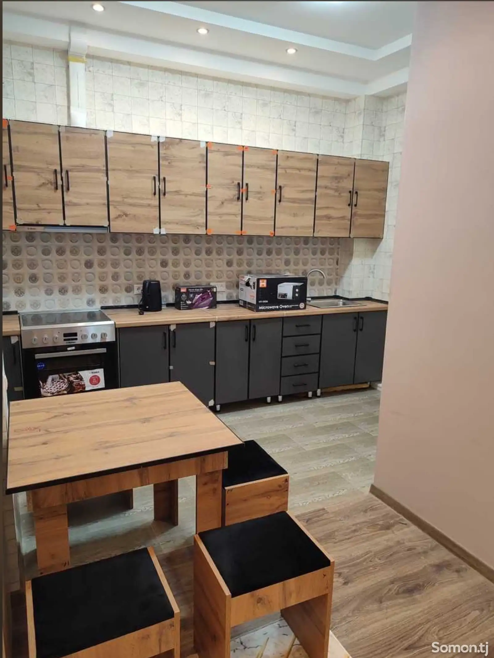 2-комн. квартира, 15 этаж, 63м², Цум-7