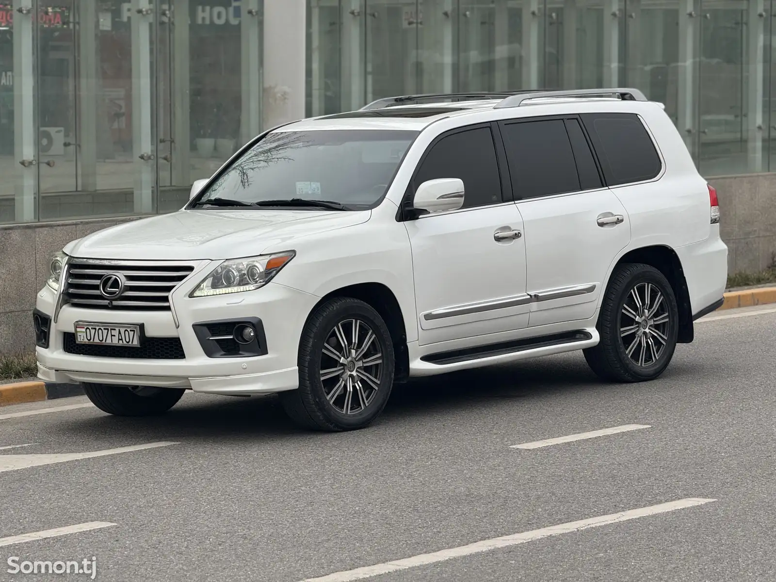 Lexus LX series, 2014-1