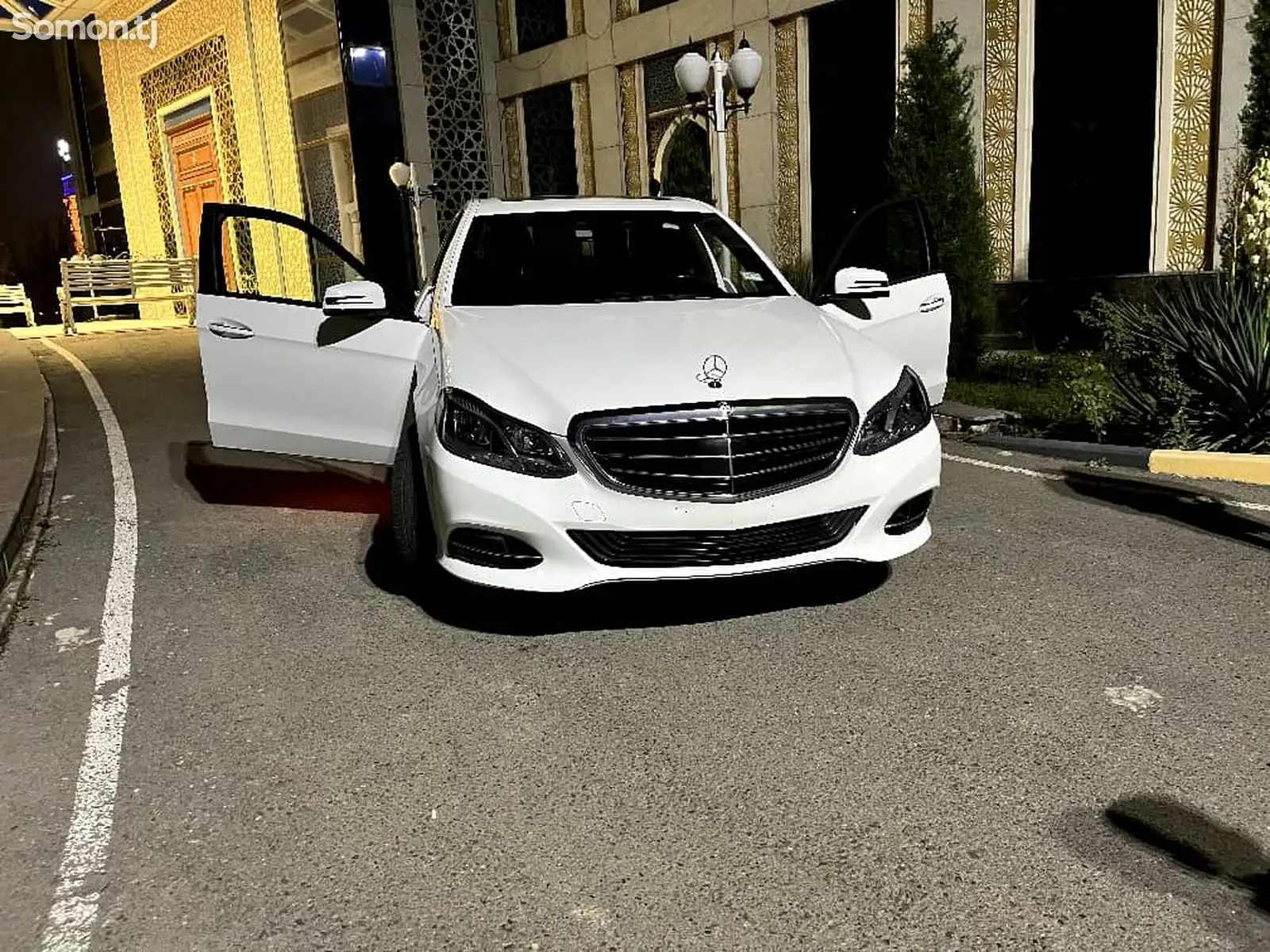 Mercedes-Benz E class, 2015-1