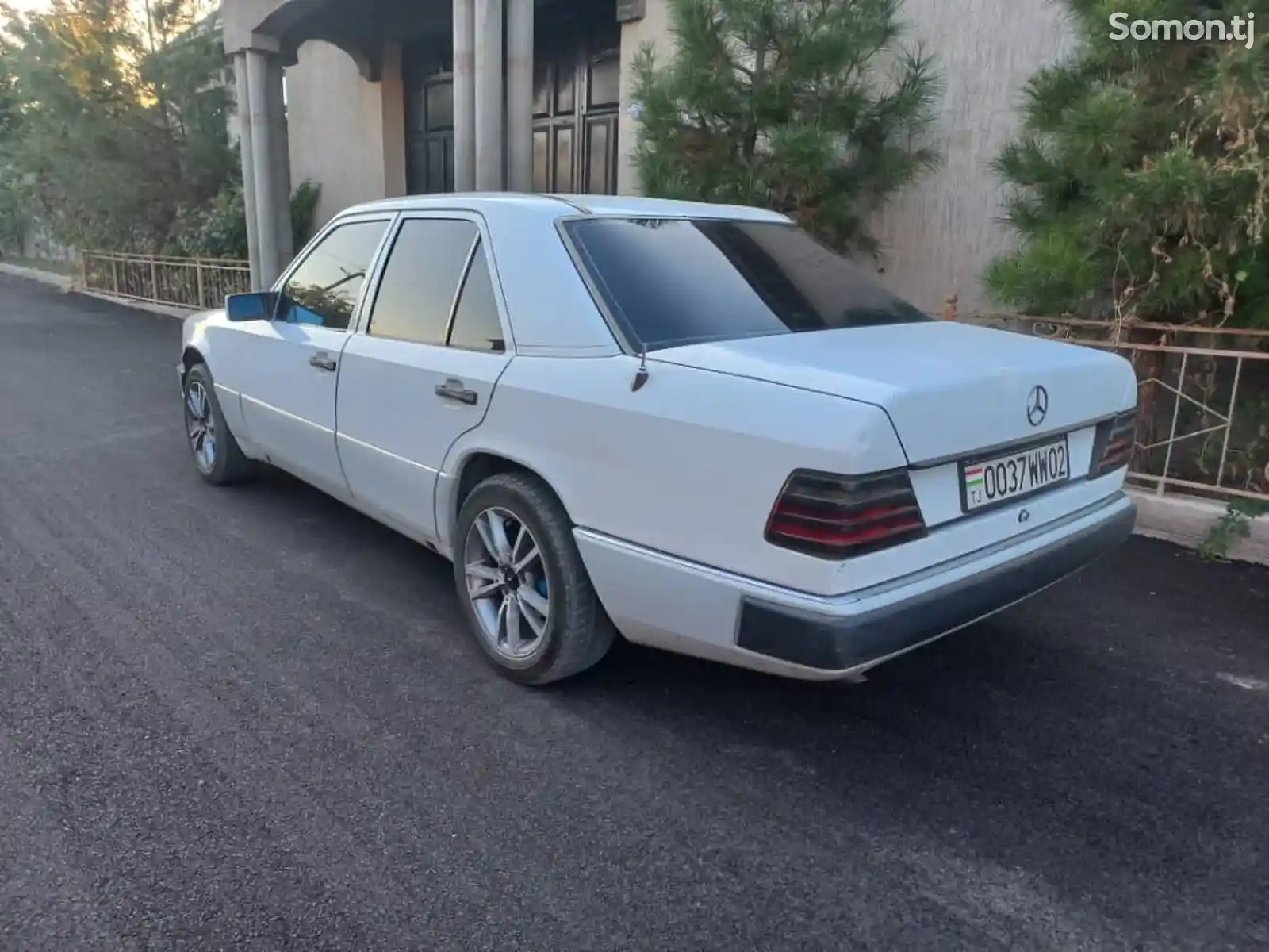 Mercedes-Benz W124, 1992-1