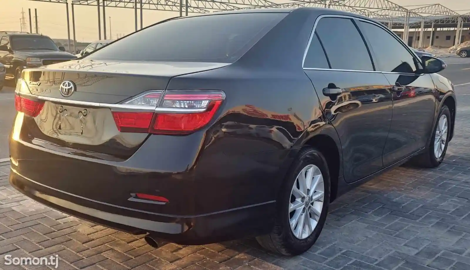 Toyota Camry, 2017-1