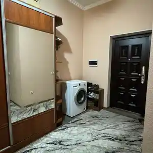 2-комн. квартира, 13 этаж, 59м², Исмоили Сомони