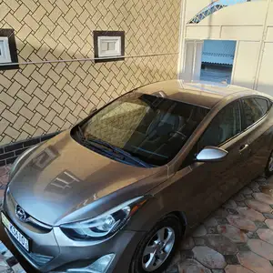 Hyundai Elantra, 2014